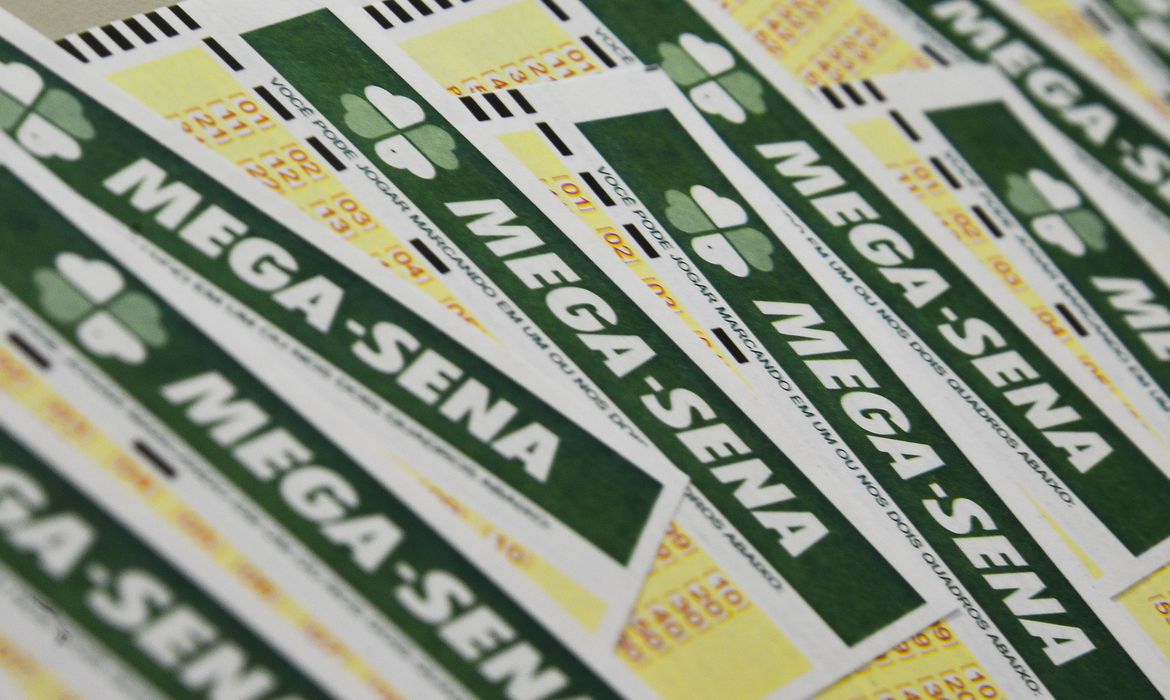 Mega-Sena acumula e prêmio vai a R$ 9 milhões