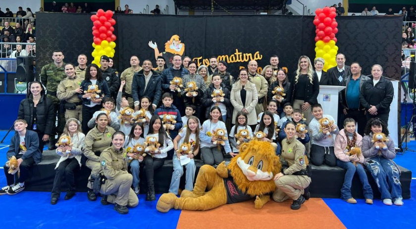 Proerd realiza formatura para alunos do 5º ano