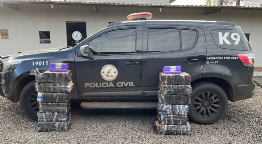 Durante abordagem, carro é apreendido transportando 175 Kg de maconha