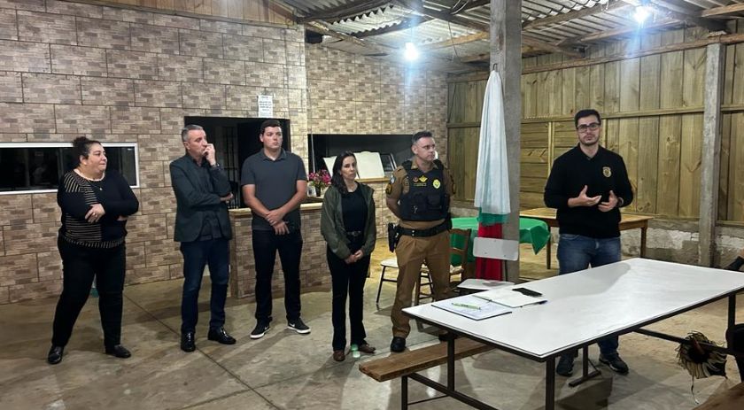Moradores e autoridades se unem para enfrentar problemas de segurança no município