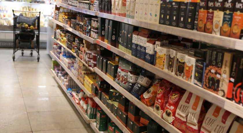 Novas regras para rótulos de alimentos valem a partir de hoje