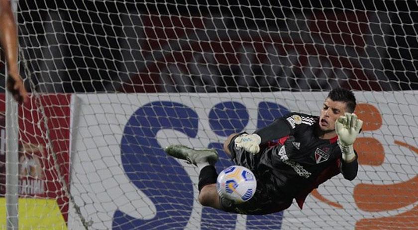 Com boas defesas de Volpi, São Paulo e Fluminense empatam no Morumbi