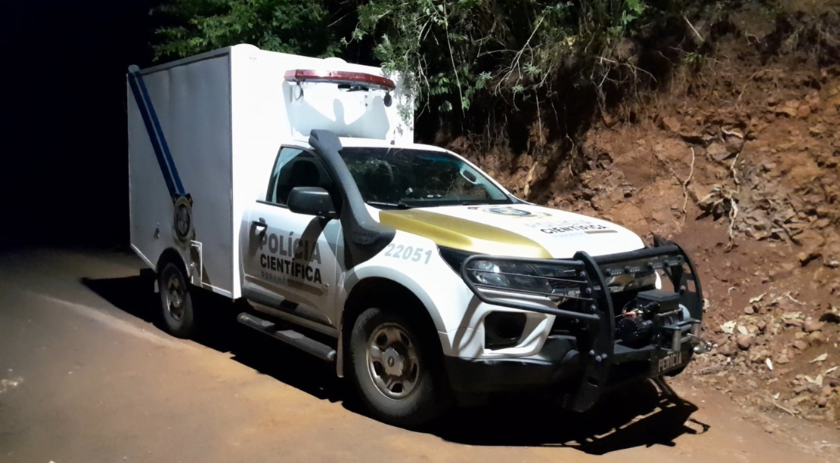 ​Homem morre em colisão de carro e camionete em Flor da Serra do Sul