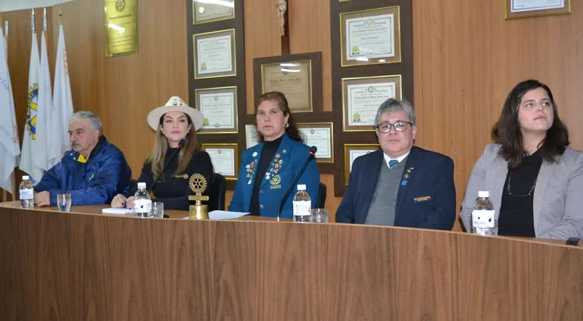 Governador do Rotary conhece ações apoiadas por clubes locais