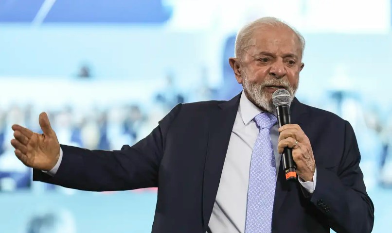 Lula diz que não faltará crédito para construção civil