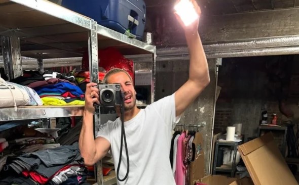 Ex-goleiro de time inglês decide largar o futebol aos 27 anos para virar fotógrafo