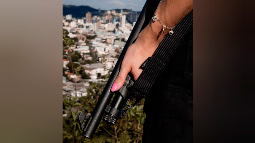 Polícia prende suspeitos de roubos com restrição da liberdade