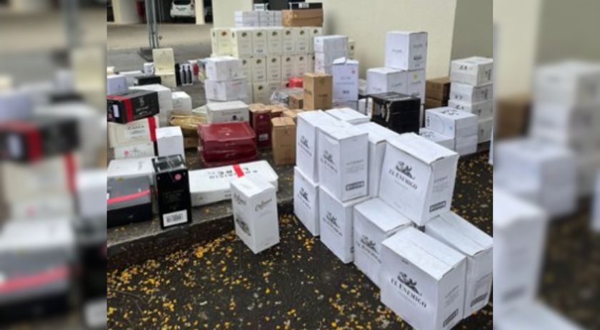 Polícia Militar apreende carga de vinho argentino em Francisco Beltrão
