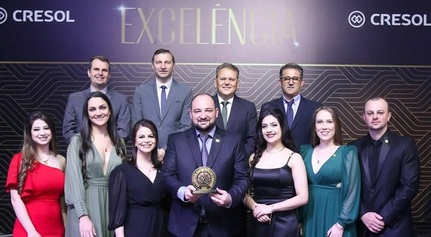 Cresol Tradição premia colaboradores e agências