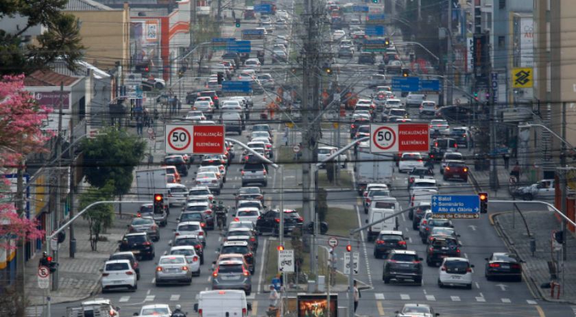Quarta parcela do IPVA 2023 dos veículos com finais de placas 9 e 0 vence nesta segunda