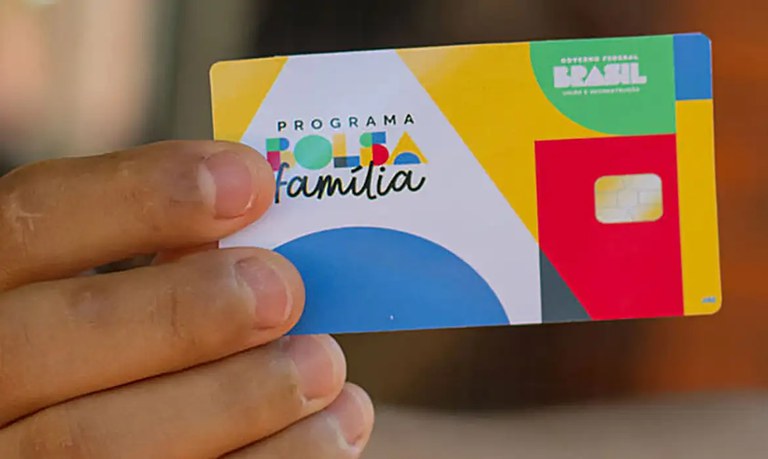 Governo muda regra do Bolsa Família e determina entrevista presencial a famílias de uma pessoa só