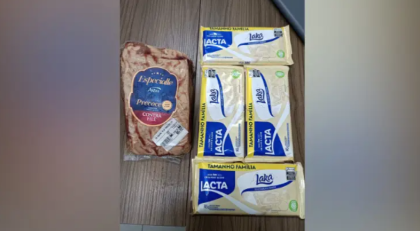 Homem é preso após furtar carne e chocolates em supermercado