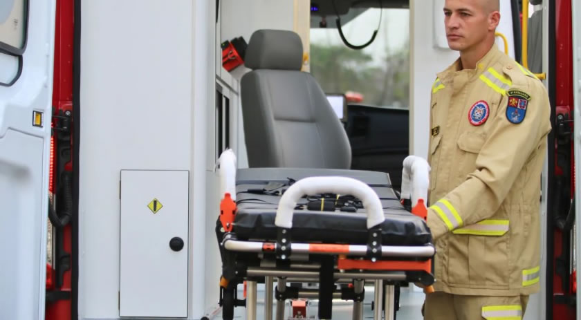 Corpo de Bombeiros alerta para alto número de registros de quedas de idosos no Paraná