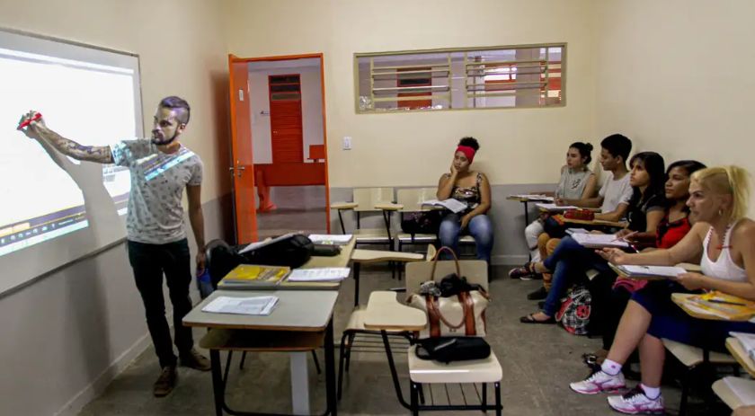 Segunda parcela do Pé-de-Meia começa a ser paga nesta quinta-feira