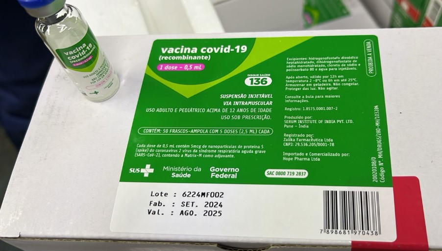 Paraná recebe primeira remessa do ano de vacinas contra a Covid-19