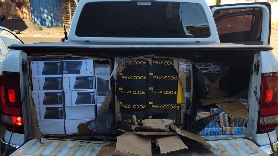 Receita Federal e forças de segurança apreendem R$ 1,5 milhão em celulares contrabandeados