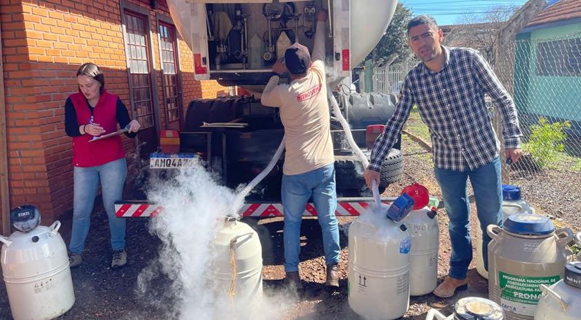 Município realiza a entrega de Nitrogênio Líquido para produtores de leite
