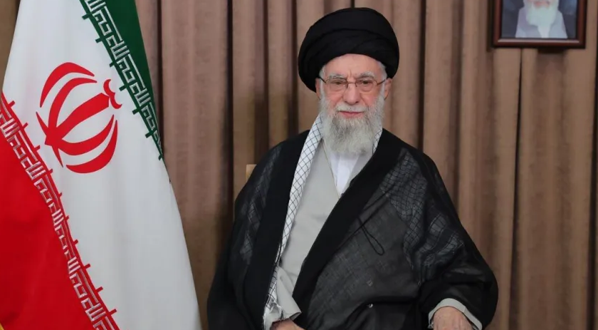 Aiatolá Khamenei, líder supremo do Irã, diz que EUA cometeram um ‘grande erro’ ao atacar o país