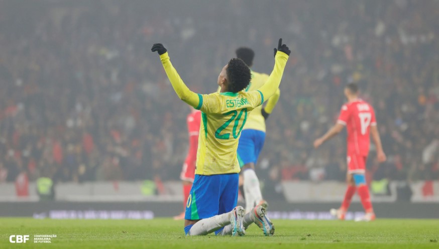 Brasil desperdiça pênalti e não passa de empate com Tunísia