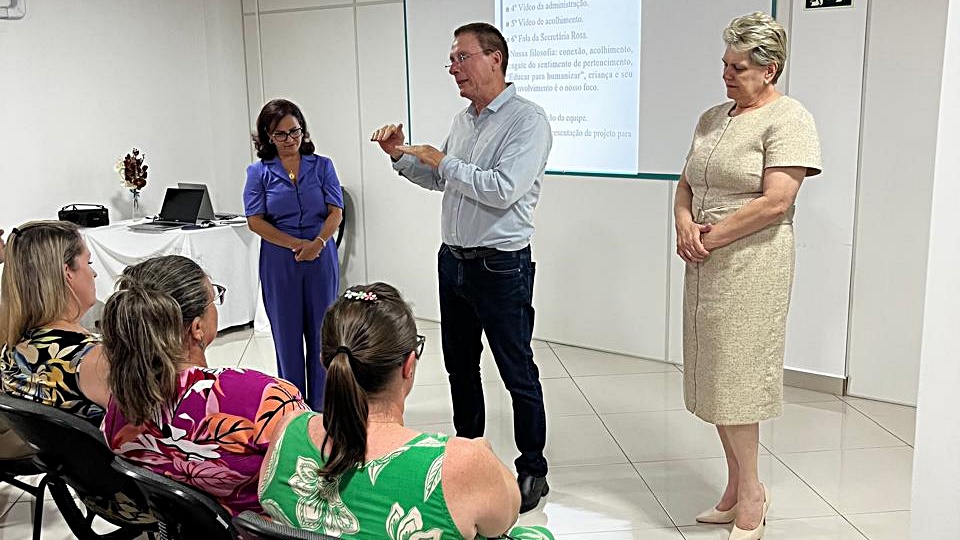 Secretaria de Educação realiza formação de diretores e coordenadores
