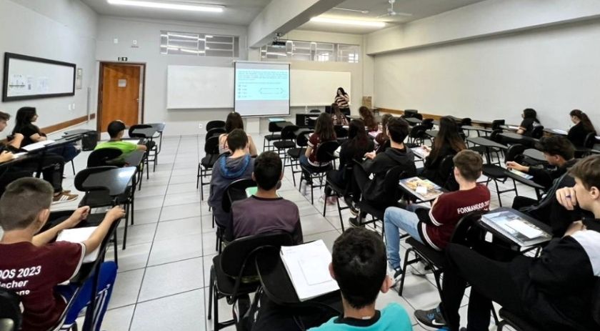Alunos da rede municipal se preparam para provas do SAEB