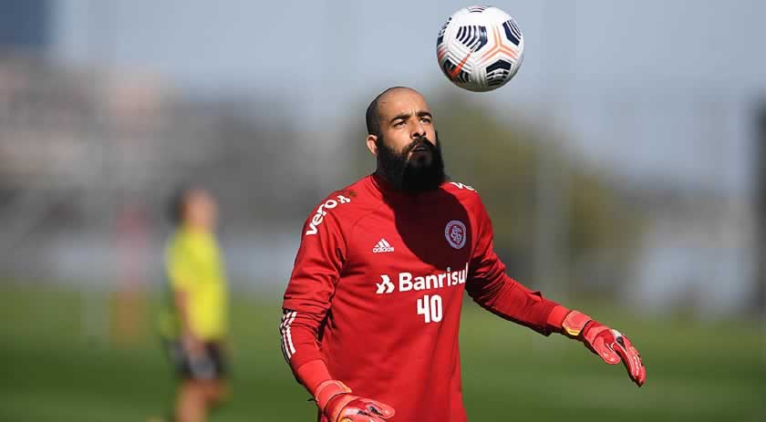 Bahia tenta contratação de goleiro Danilo Fernandes, do Internacional