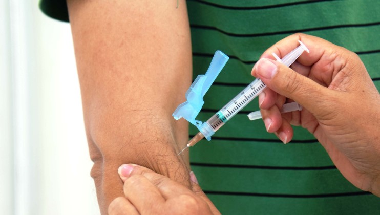 Saúde reforça vacinação contra sarampo para jovens de 20 a 29 anos e reforça busca ativa