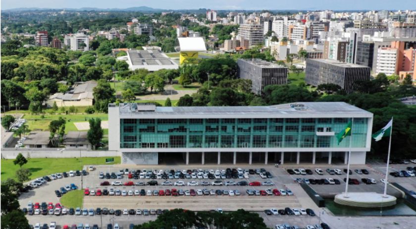 Governo do Paraná torna sigilosos documentos da Secretaria de Educação por cinco anos