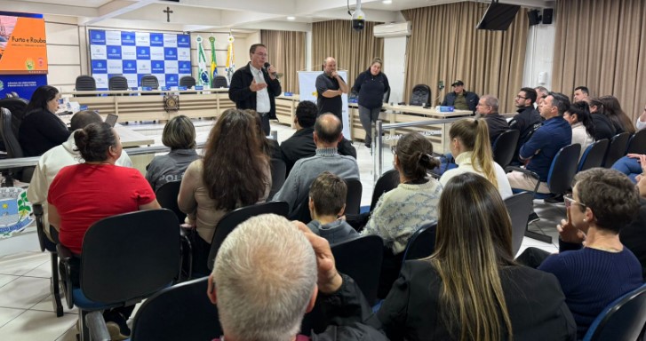 Reunião do Conseg debate segurança nos bairros Vila Nova, Seminário e Miniguaçu