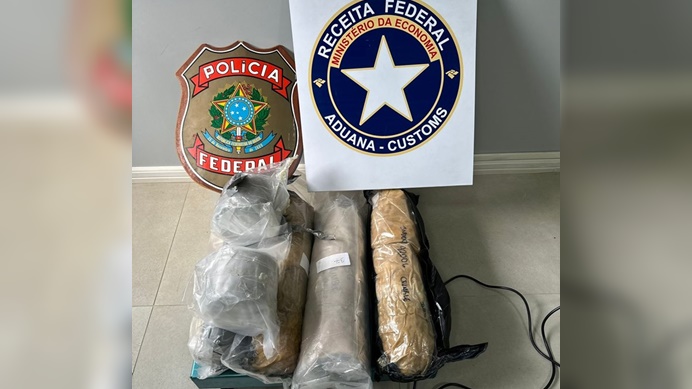 Receita Federal intercepta carga de entorpecentes