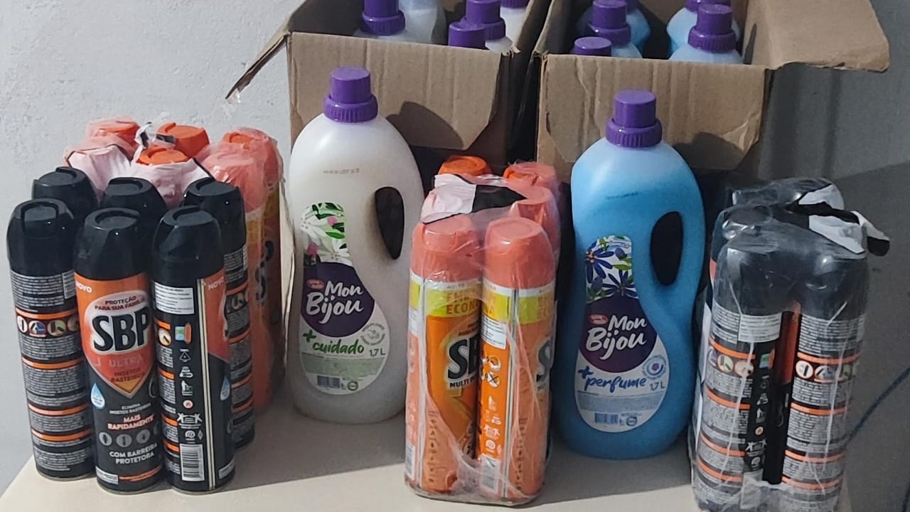 Homem é preso após furto em estabelecimento comercial