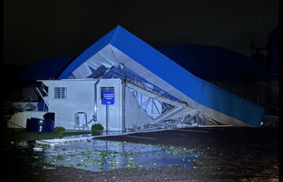 Temporais deixam rastros de destruição durante a madrugada