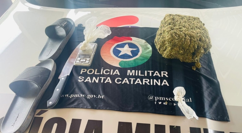 Polícia Militar atende ocorrência de violência doméstica e apreende drogas em Dionísio Cerqueira