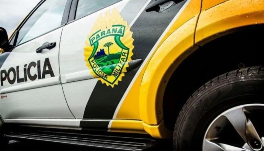 Foragido da Justiça com mandado por roubo é preso de posse de pedras de crack