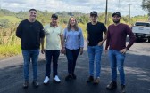 Após cobrança na Câmara, vereadores fiscalizam obra da Estrada do Picadão e recebem esclarecimentos no local