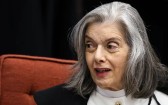 Cármen Lúcia forma maioria pela condenação de Bolsonaro e aliados