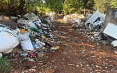 Ação conjunta combate descarte irregular de resíduos no bairro Pinheirinho