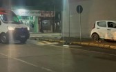 Três pessoas ficam feridas após colisão durante a madrugada