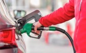 Gasolina passa a ter mais etanol a partir deste sábado