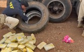 PRF apreende 95 quilos de cocaína escondidos em estepes de carreta em Cascavel