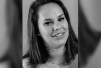 Mulher é encontrada morta com tiro no rosto; adolescente de 16 anos é apreendido