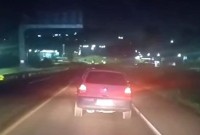PRF flagra motorista embriagado, sem CNH e dirigindo em zigue-zague na BR-282