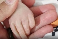 Casal é preso suspeito de vender bebê de cinco meses por R$ 15 mil e entregá-lo no Paraguai