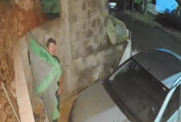 “Aladim” da madrugada? Ladrão é flagrado furtando tapete