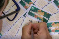 Mega-Sena sorteia prêmio de R$ 32 milhões nesta terça-feira