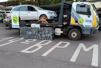Veículo carregado com 531,8 kg de maconha é abandonado durante fuga no Oeste do Paraná