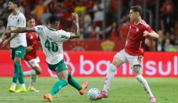 Inter perde para o Palmeiras no Beira-Rio e entra no Z-4 do Brasileirão