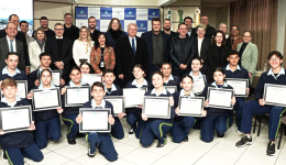 Presidente do TRE empossa Parlamento Jovem