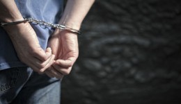 Homem é preso em flagrante após furtar veículo