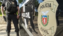 Três adultos são presos e adolescente é apreendido por tráfico de drogas no Bairro Padre Ulrico